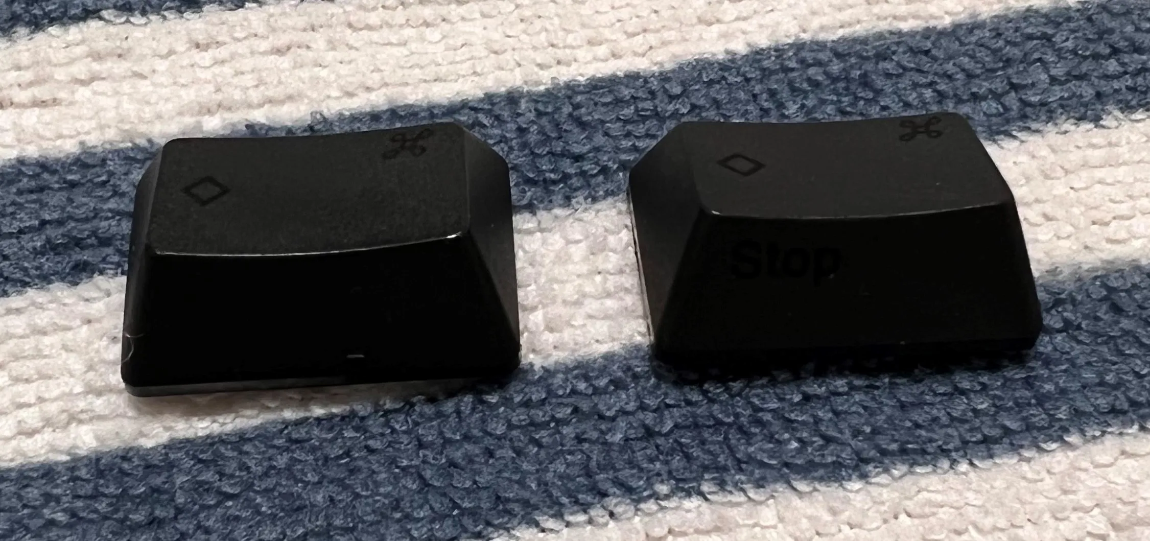 「Alt」キーの識別方法。側面で識別可能